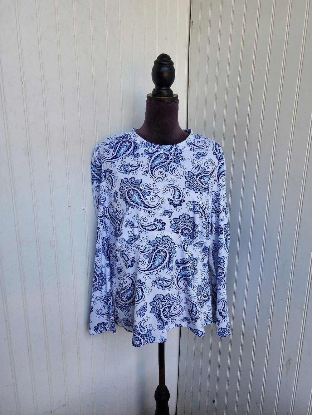 NWT $60 Tenth & Ocean UPF 50 Sun Protection Top Paisley Blue White Beach XL